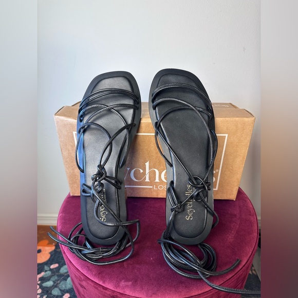 Like new Seychelles Lilac Two in Black leather lace up wrap around gladiator - Picture 4 of 10